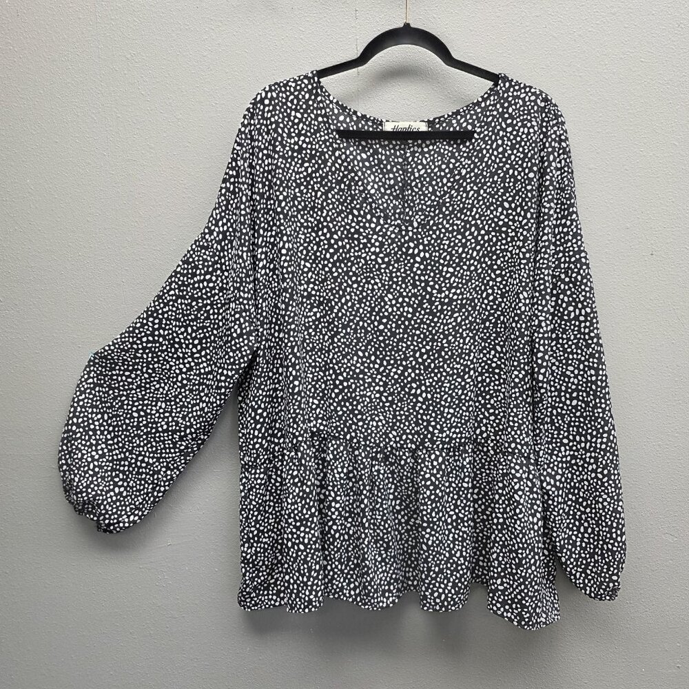 Haptics Shirt Womens Large Black White Dalmatian Dot Peplum Long Sleeve Boho - Picture 1 of 7